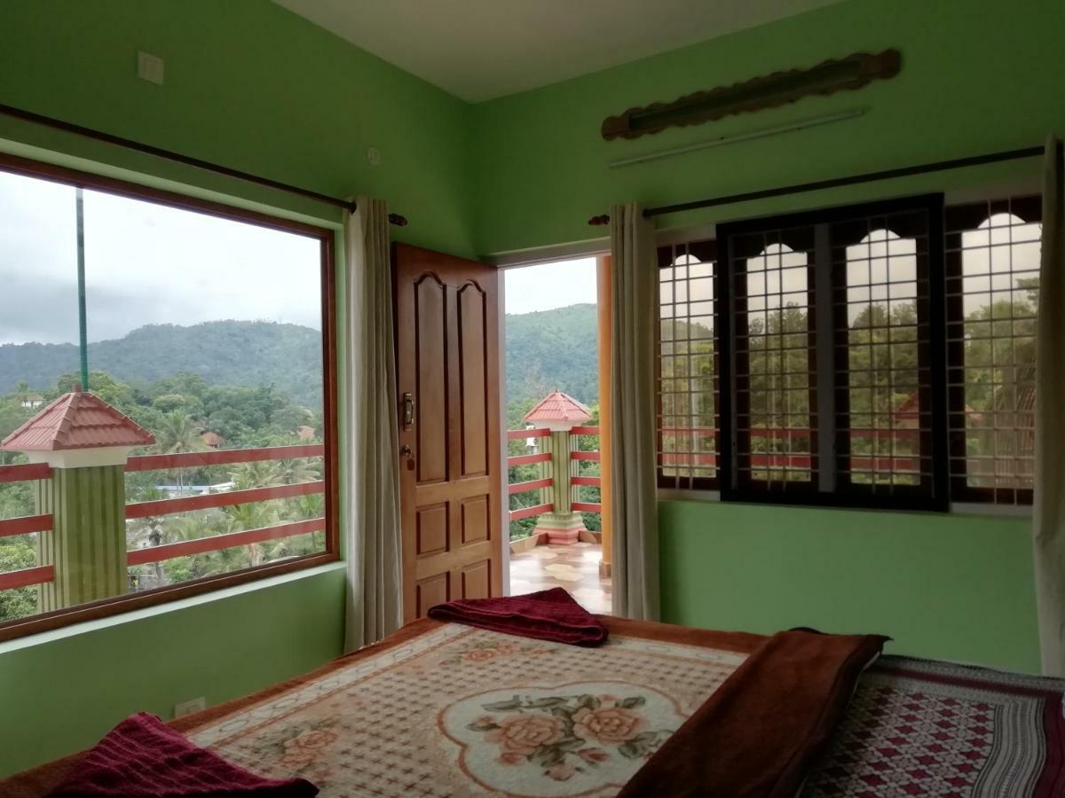 Panthalams Homestay Теккаді Екстер'єр фото